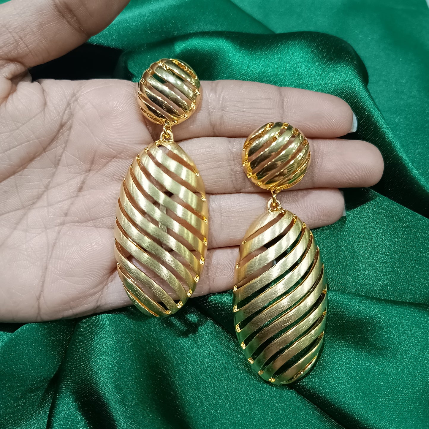 Jalparee's  Western earring