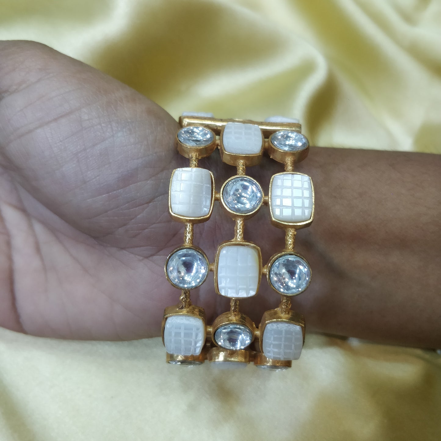 Jalparee's MOP Kundan kada [Mattte polish] T07875